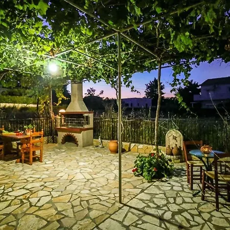 Christina * Лаганас