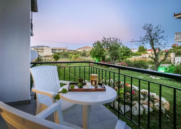 Апартаменты Christina *